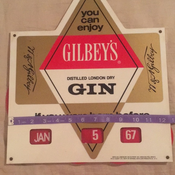 Gilbey’s Gin Vintage Born Before Bar Sign c. 1960s - Picture 8 of 12